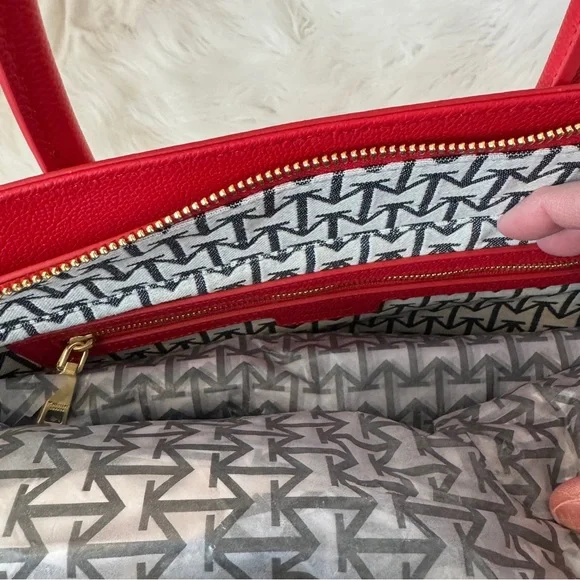 Moncrief London Brooke Italian Leather Tote - Picture 12 of 14